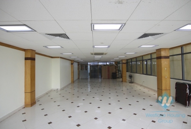 100m2 for office leasing in Ba Dinh district, hot deal: 10USD per sqm 